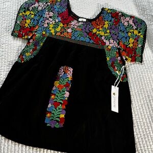 J. Marie NWT embroidery blouse